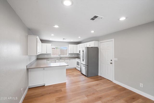5220 N 21st Avenue, Phoenix, AZ 85015