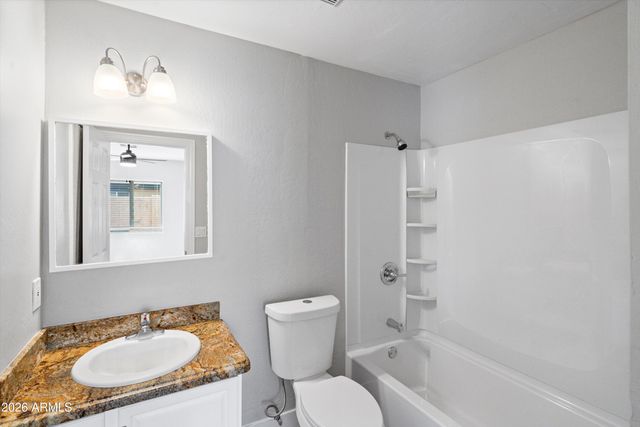 5220 N 21st Avenue, Phoenix, AZ 85015