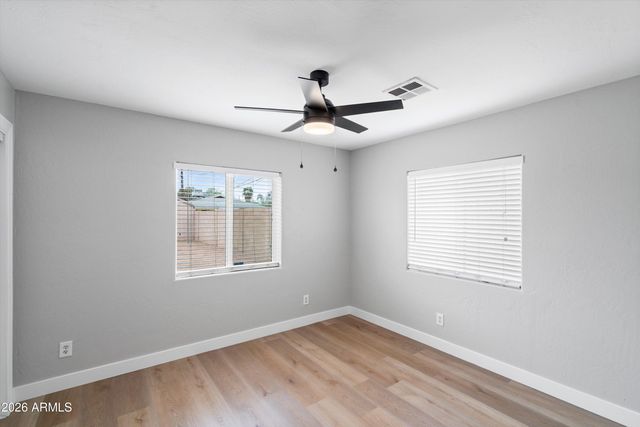 5220 N 21st Avenue, Phoenix, AZ 85015