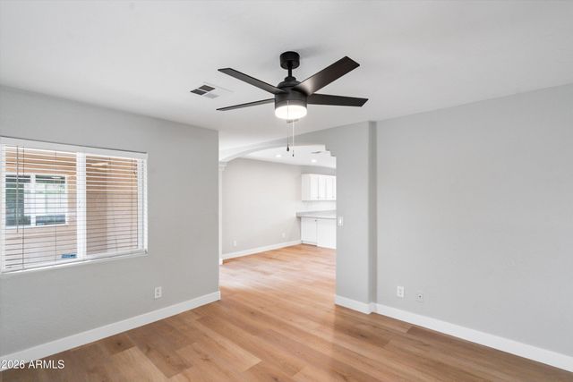 5220 N 21st Avenue, Phoenix, AZ 85015