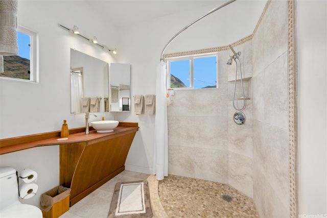 84-485 FARRINGTON Highway, Waianae, HI 96792