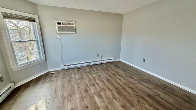 452 Main St 5, Melrose, MA 02176