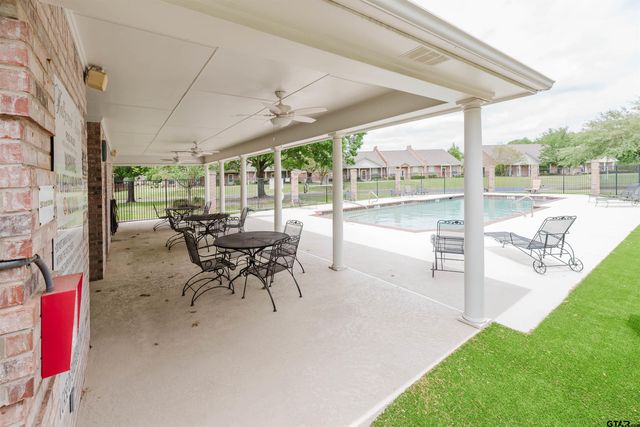 1928 Hollylake Cir, Tyler, TX 75703
