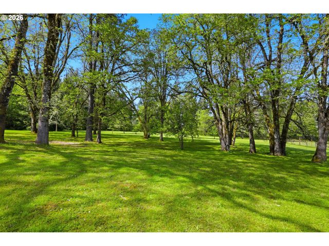 88160 HUSTON Rd, Veneta, OR 97487