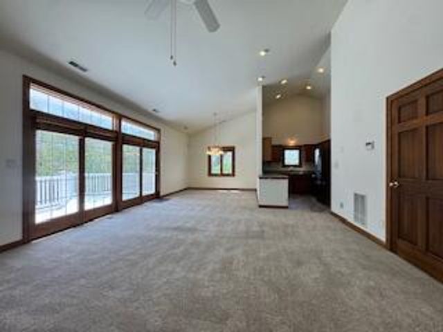 267 Cardinal LANE, Hartland, WI 53029