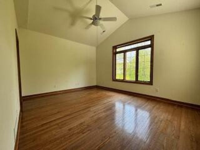 267 Cardinal LANE, Hartland, WI 53029