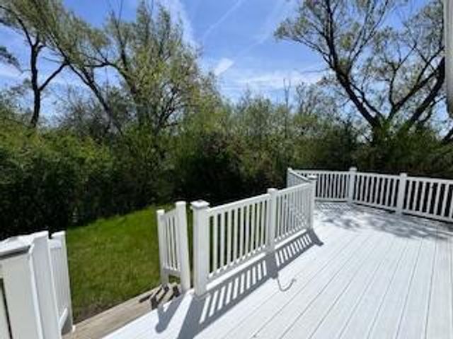 267 Cardinal LANE, Hartland, WI 53029