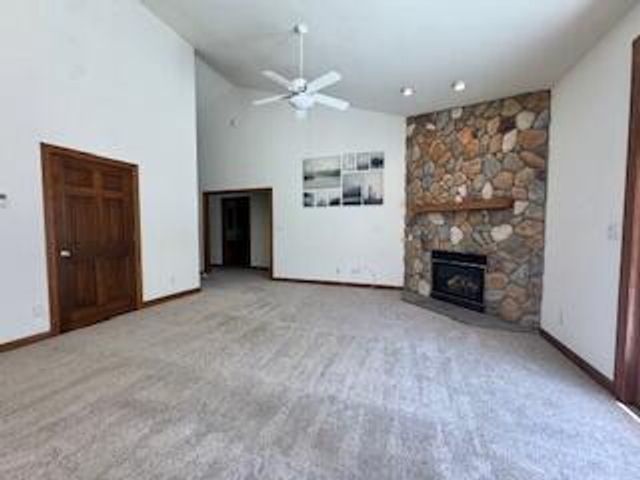 267 Cardinal LANE, Hartland, WI 53029