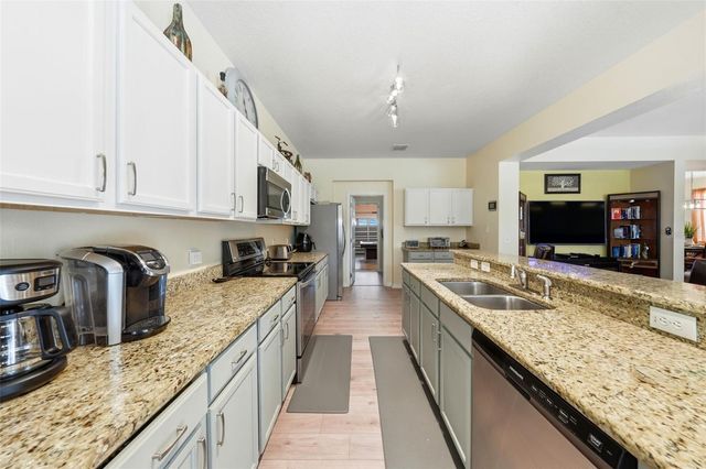 133 BAY LEAF LANE, Davenport, FL 33896