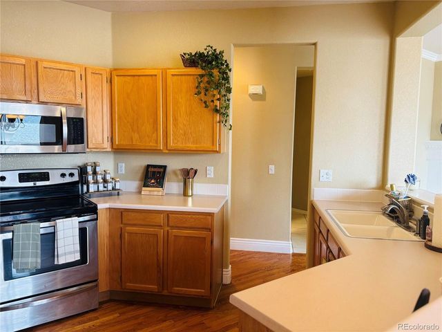 9882 Sylvestor Rd, Highlands Ranch, CO 80129