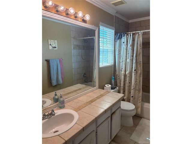 9882 Sylvestor Rd, Highlands Ranch, CO 80129