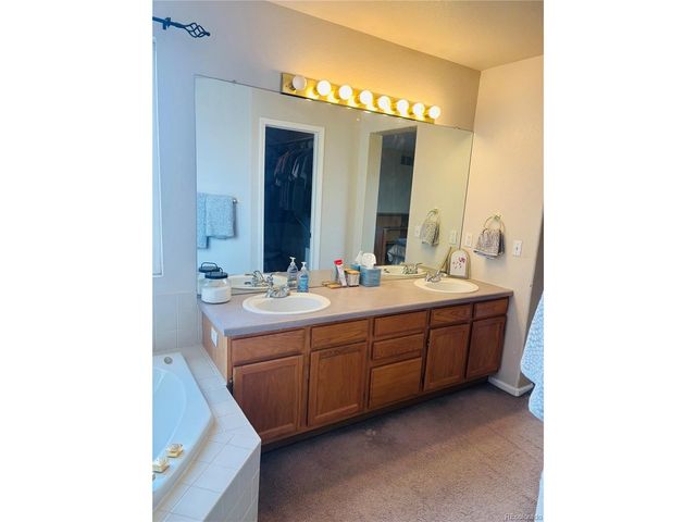 9882 Sylvestor Rd, Highlands Ranch, CO 80129