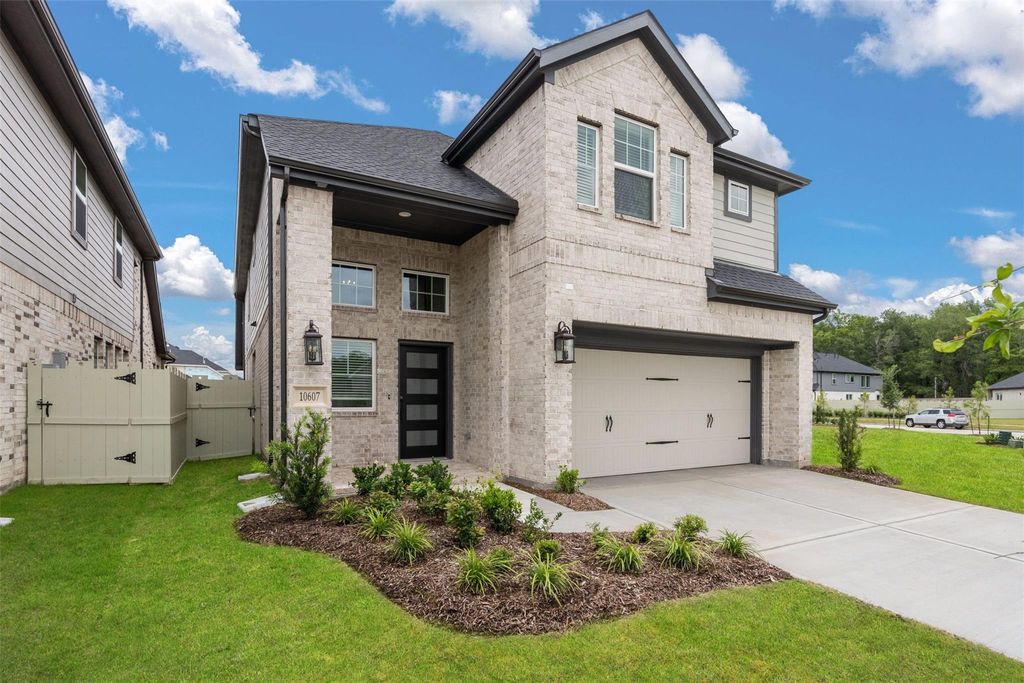 2330 Forest Flower Way, Tomball, TX 77375