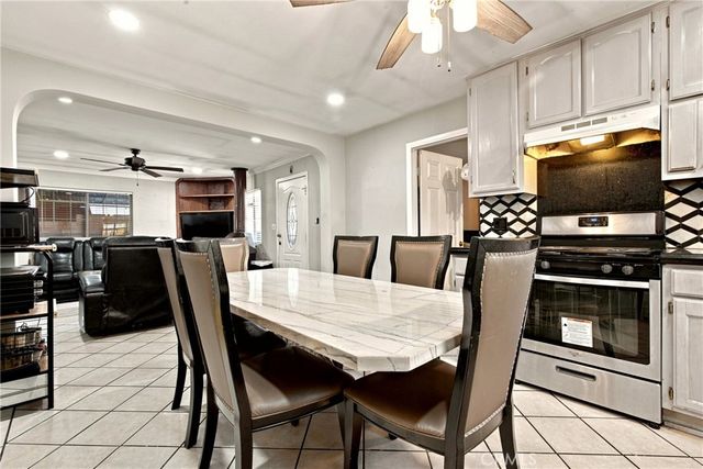 12936 Kagel Canyon, Pacoima, CA 91331