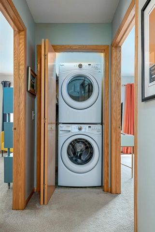 66 S Gardens Way, Fitchburg, WI 53711