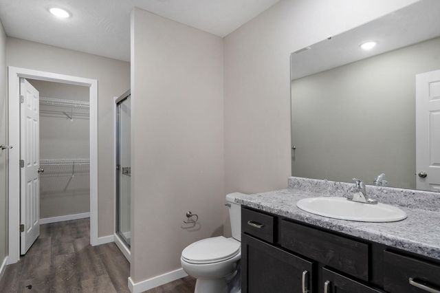 1815 N Tyler Avenue, Springfield, MO 65802