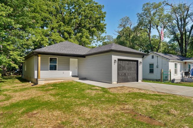 1815 N Tyler Avenue, Springfield, MO 65802