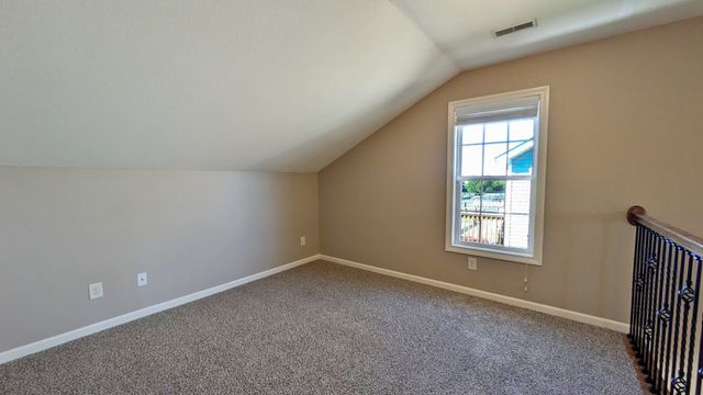 1209 Chinook Cir, Clarksville, TN 37042