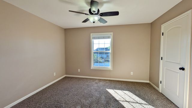 1209 Chinook Cir, Clarksville, TN 37042