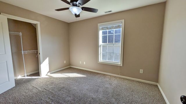 1209 Chinook Cir, Clarksville, TN 37042