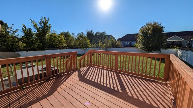 1209 Chinook Cir, Clarksville, TN 37042