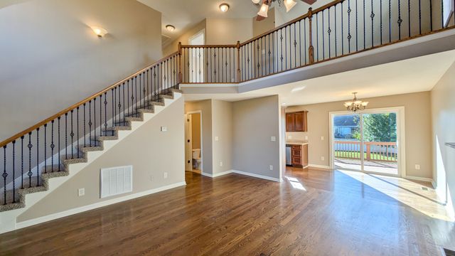 1209 Chinook Cir, Clarksville, TN 37042