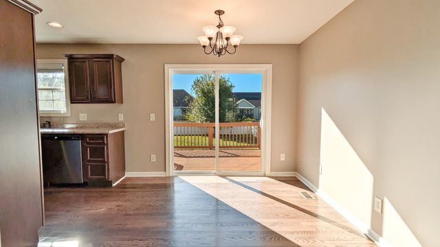 1209 Chinook Cir, Clarksville, TN 37042