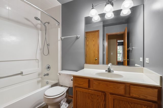 7200 Courtwright Court, Plainfield, IL 60586