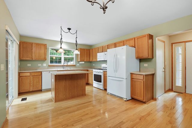 7200 Courtwright Court, Plainfield, IL 60586