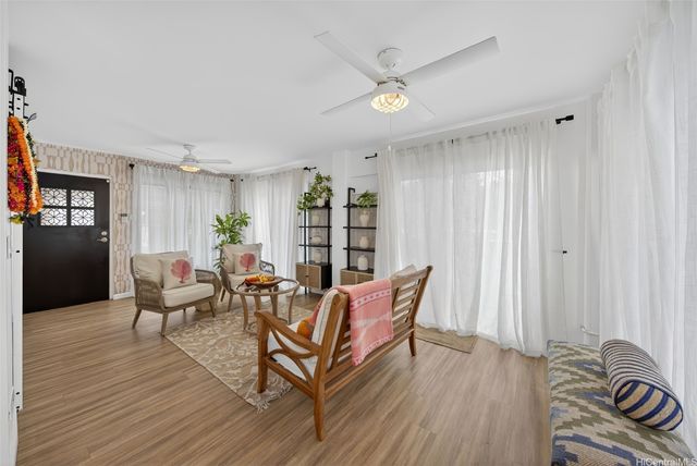 2957 Kalakaua Avenue 115, Honolulu, HI 96815