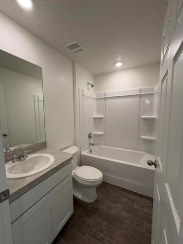 295 Crescent Street SE, Palm Bay, FL 32909