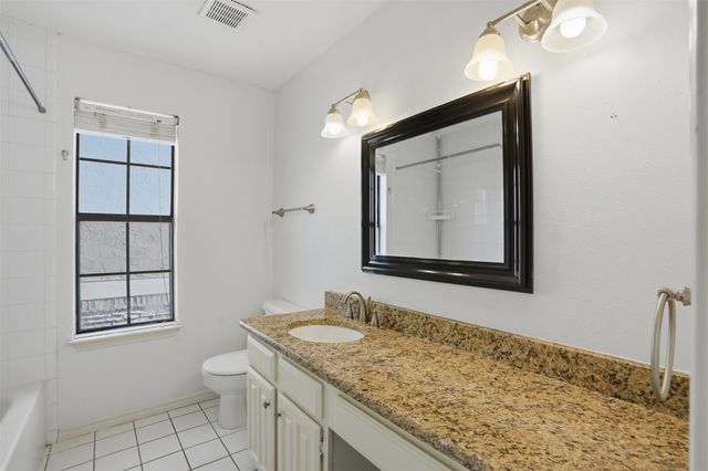 5200 Martel Avenue 36A, Dallas, TX 75206