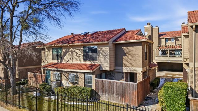 5200 Martel Avenue 36A, Dallas, TX 75206