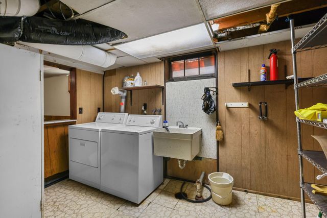 3738 Noble Avenue N, Robbinsdale, MN 55422