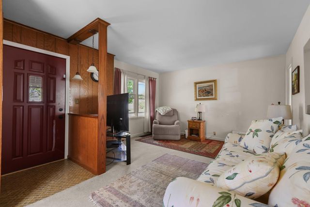 3738 Noble Avenue N, Robbinsdale, MN 55422