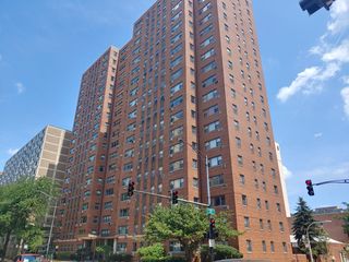 2909 N Sheridan Road 1211, Chicago, IL 60657