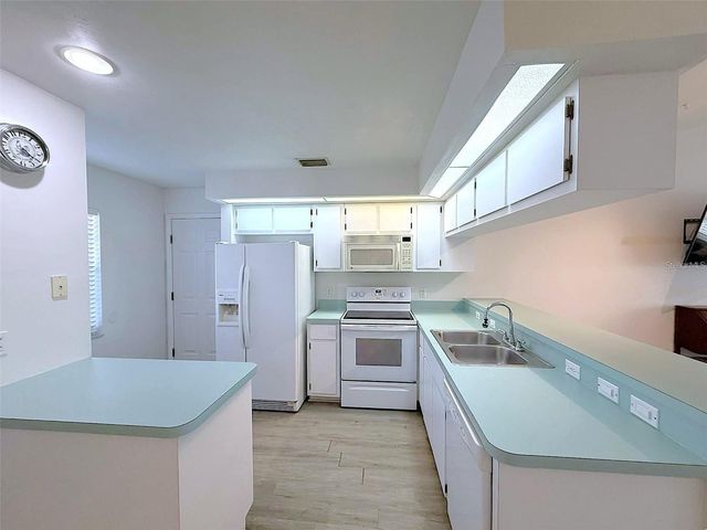 504 ROSE APPLE CIRCLE, Port Charlotte, FL 33954