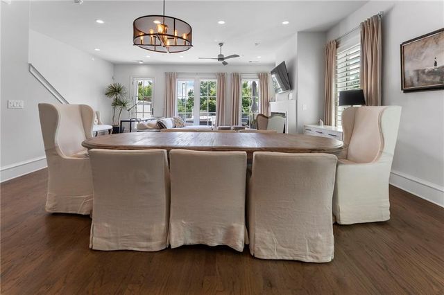 323-1 S Esplanade, Alpharetta, GA 30009