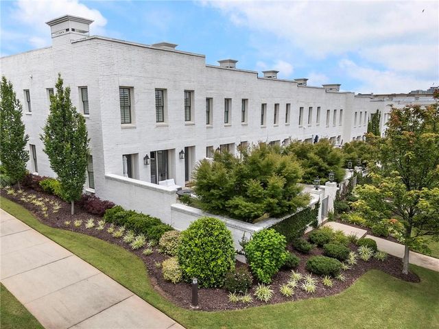 323-1 S Esplanade, Alpharetta, GA 30009