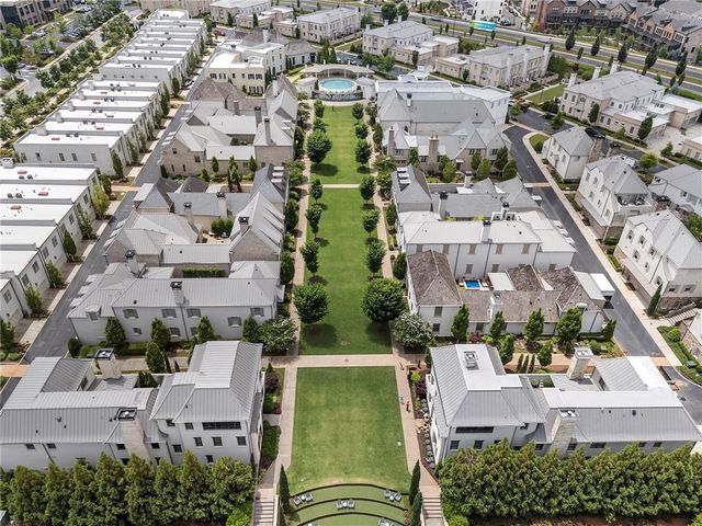 323-1 S Esplanade, Alpharetta, GA 30009
