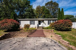 63 Royal Crest Park, Rochester, NH 03867