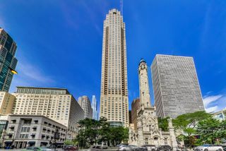 800 N MICHIGAN Avenue 4801, Chicago, IL 60611