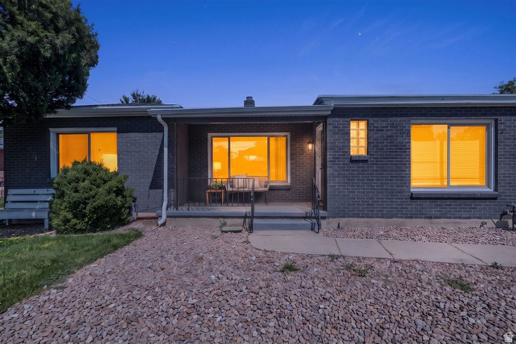 6765 S 1300 E, Cottonwood Heights, UT 84121 — exterior