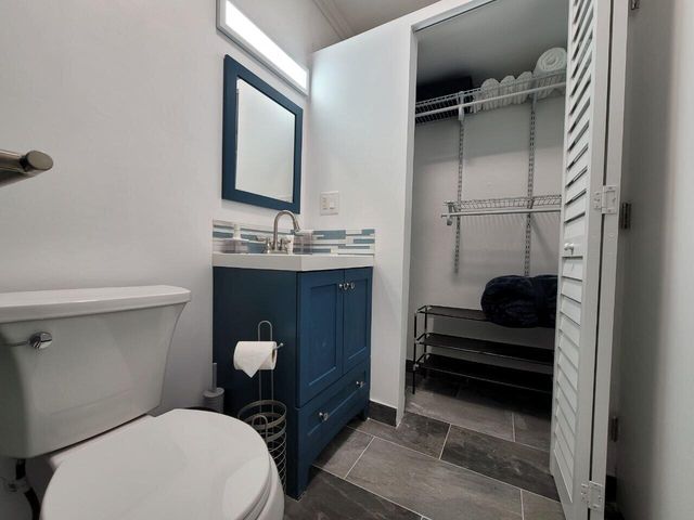 2311 N 58th Avenue, Hollywood, FL 33021