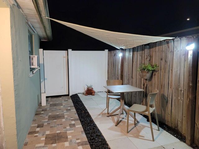 2311 N 58th Avenue, Hollywood, FL 33021