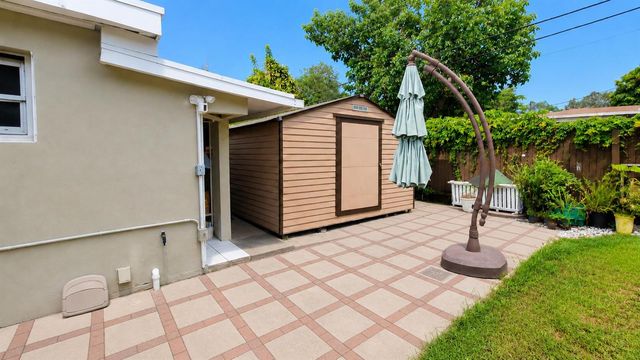 2311 N 58th Avenue, Hollywood, FL 33021