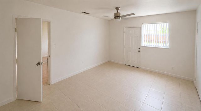 2311 N 58th Avenue, Hollywood, FL 33021