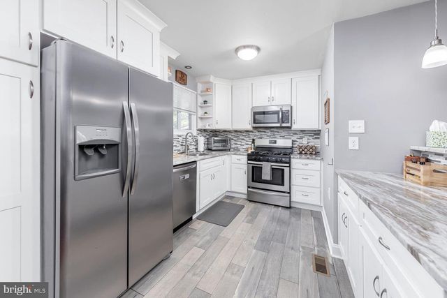 837 VIRGINIA AVE, Deptford, NJ 08096
