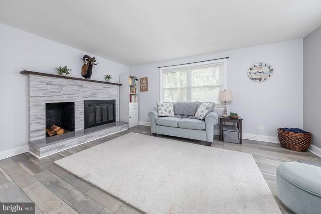 837 VIRGINIA AVE, Deptford, NJ 08096