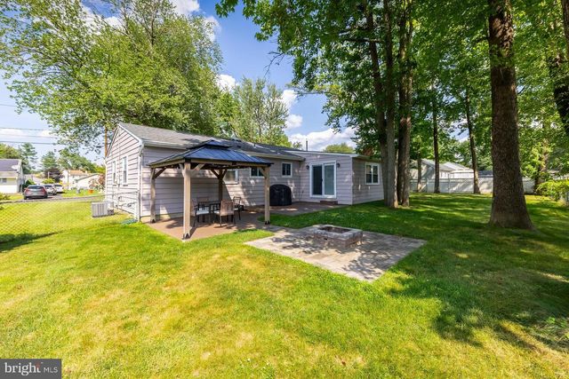 837 VIRGINIA AVE, Deptford, NJ 08096